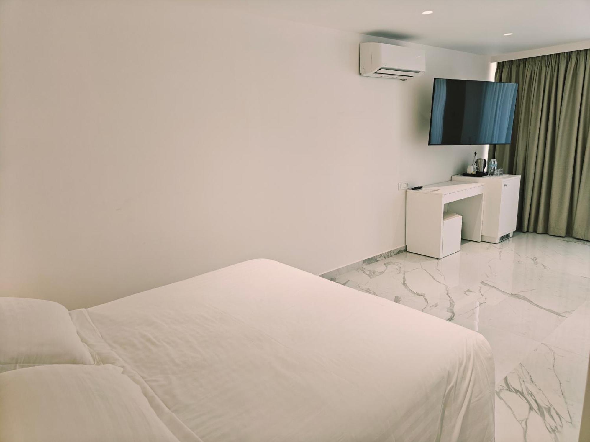 Hotel Ibiscus Rhodes City