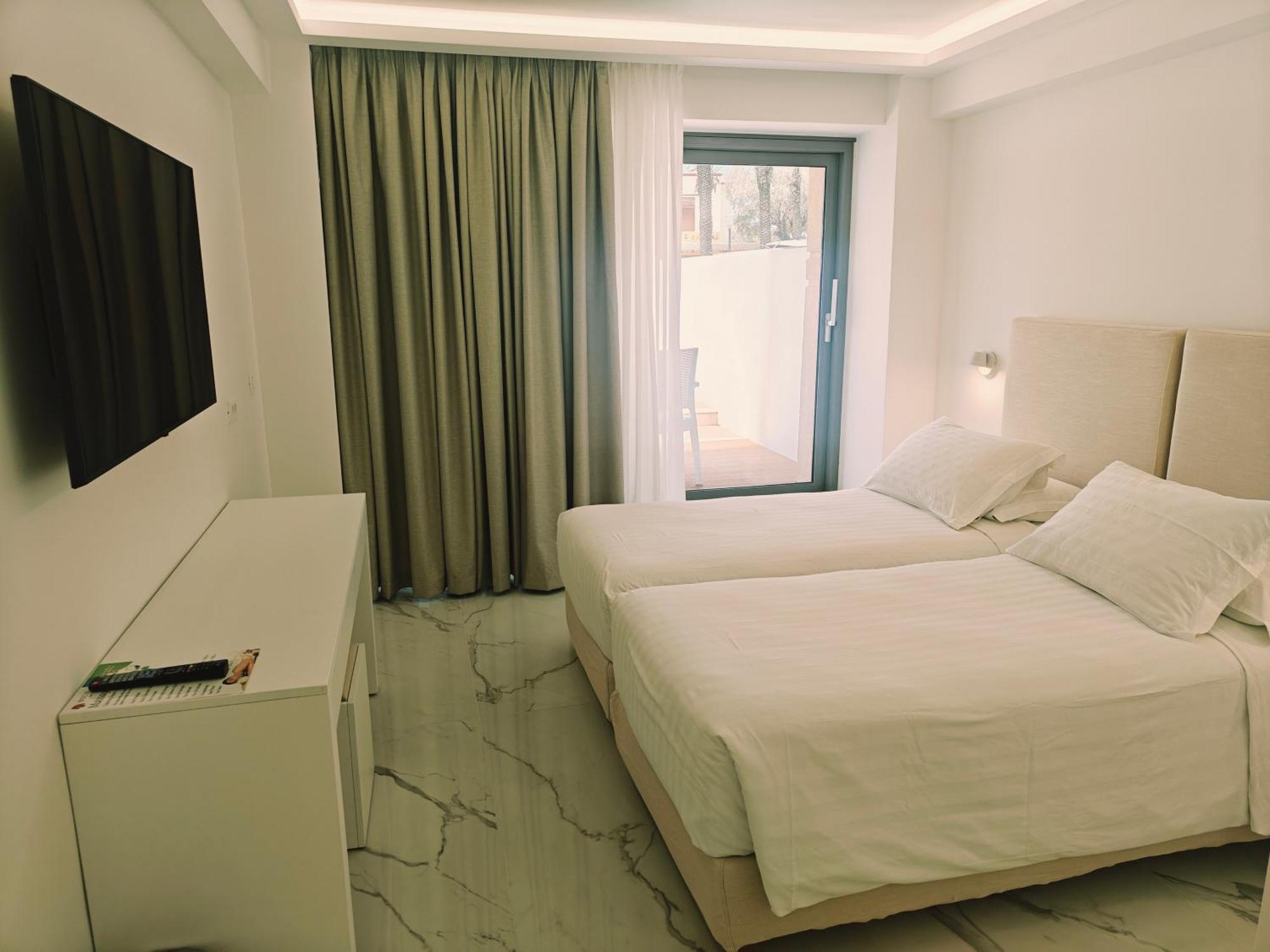 Hotel Ibiscus 4*